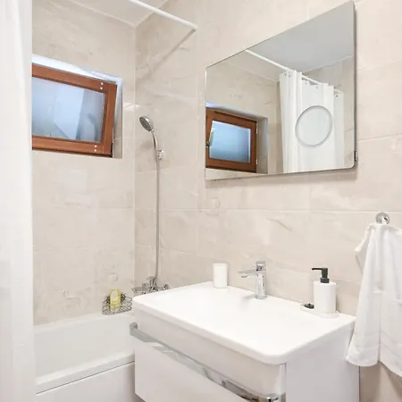 Blue Anchor דירה