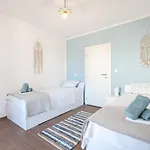 Apartment Blue Anchor *