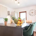 Blue Anchor Apartment Zadar