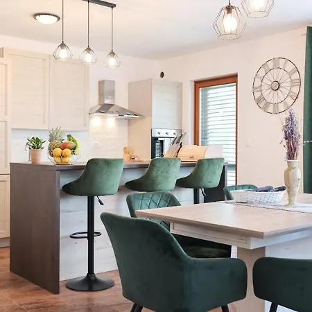 アパート Blue Anchor ザダル