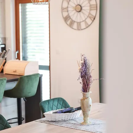 アパート Blue Anchor ザダル