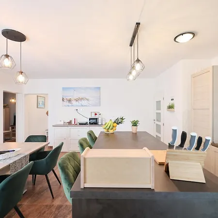 Blue Anchor ザダル