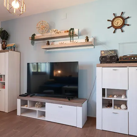 アパート Blue Anchor ザダル