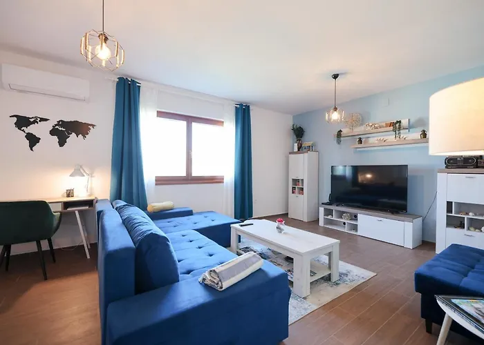 Blue Anchor * 扎达尔