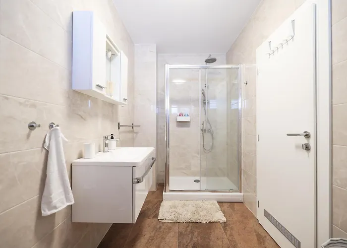 Blue Anchor 扎达尔